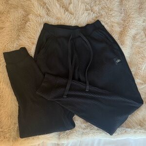Alo Yoga Black Ribbed Joggers